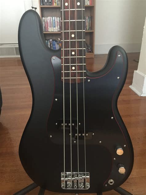 all black p bass.